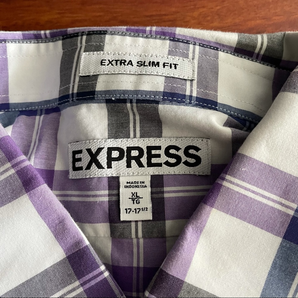 Express extra large button up - Picture 2 of 5